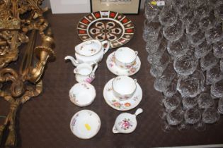 A Royal Crown Derby 'Imari' patterned plate and a