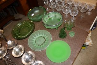 A quantity of various green glass