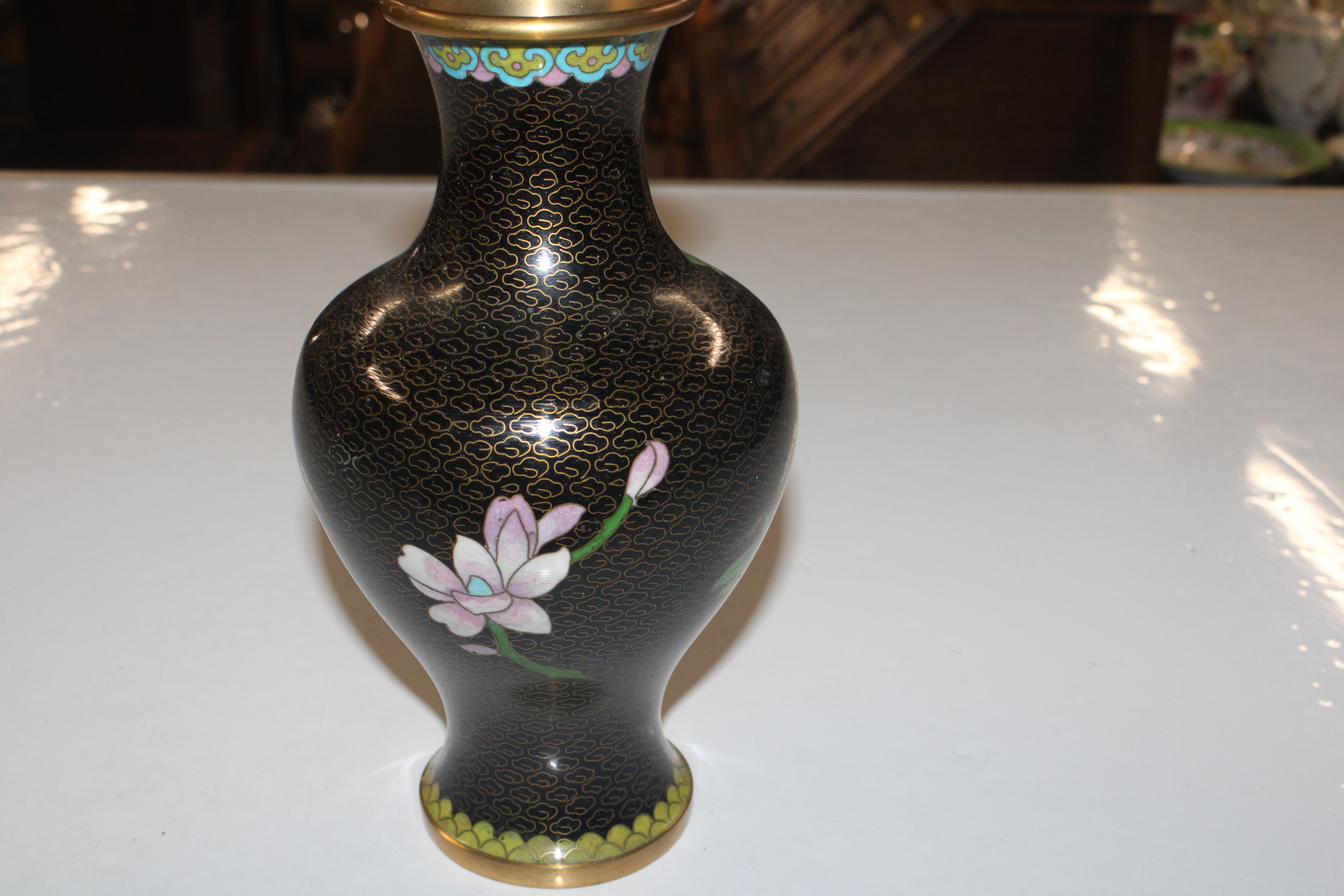 A pair of Cloisonné floral decorated vases on wood - Image 18 of 28