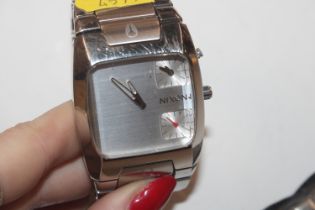 A Nixon Count It The Banks stainless steel wrist w