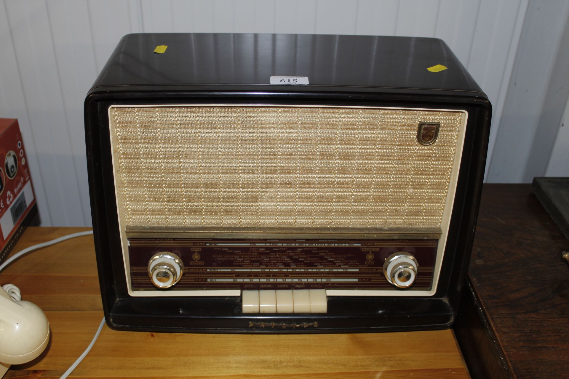 A Philips radio sold as collectors item