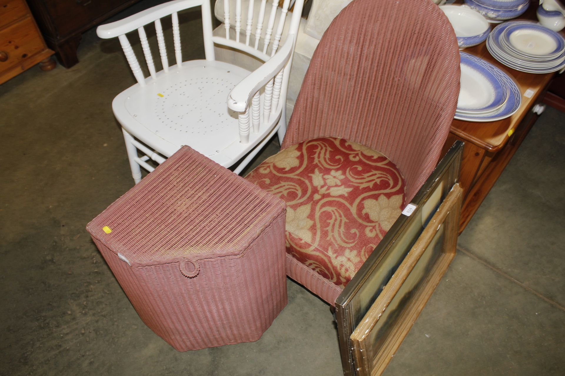 A Lloyd Loom linen basket and chair - Image 2 of 2