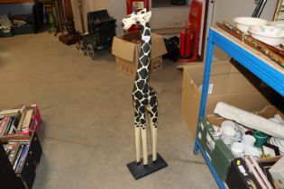 A wooden giraffe approx. 3'6"
