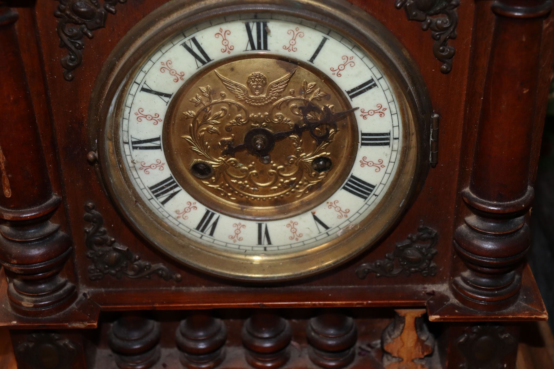 An oak cased two hole bracket clock AF - Image 2 of 2