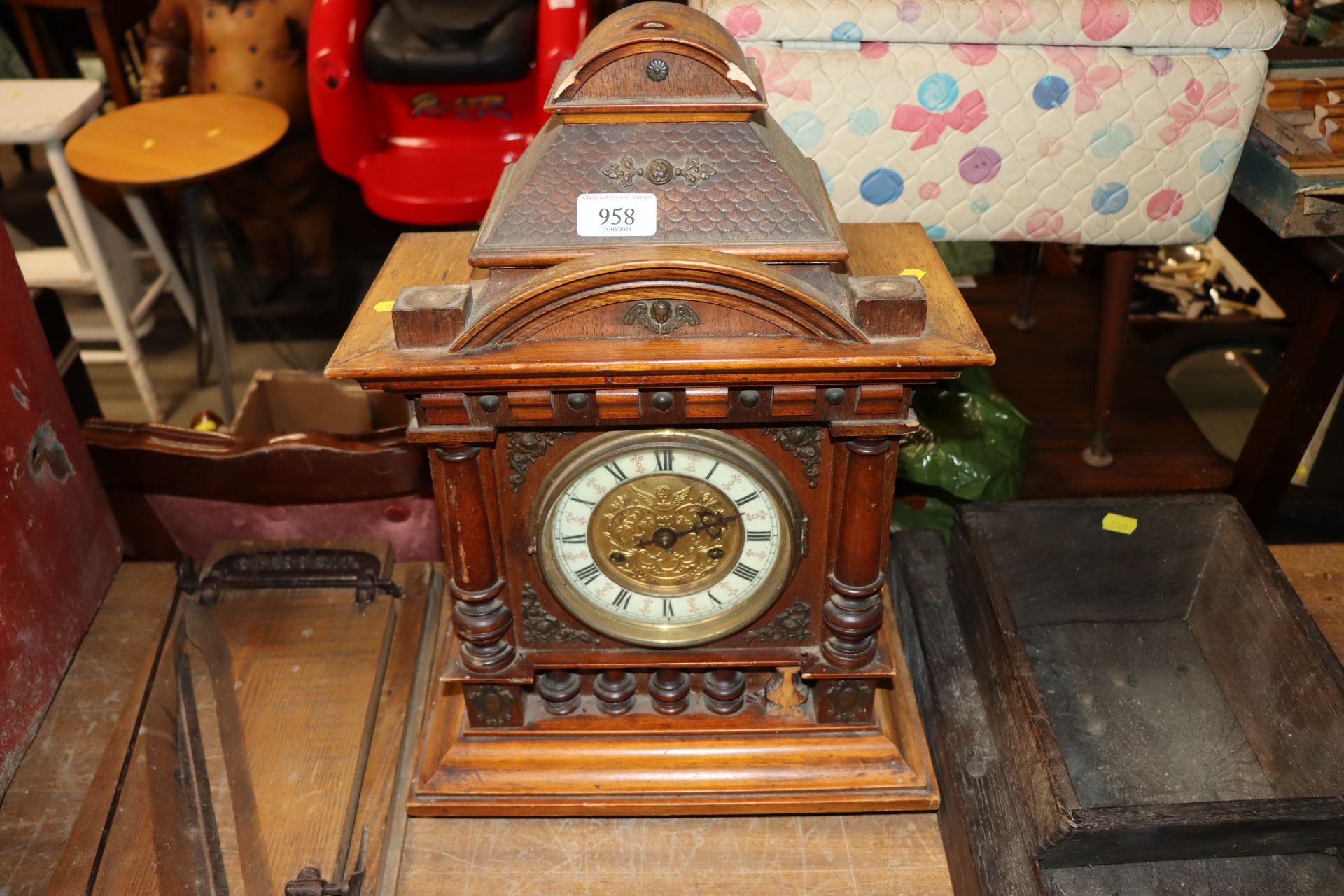 An oak cased two hole bracket clock AF