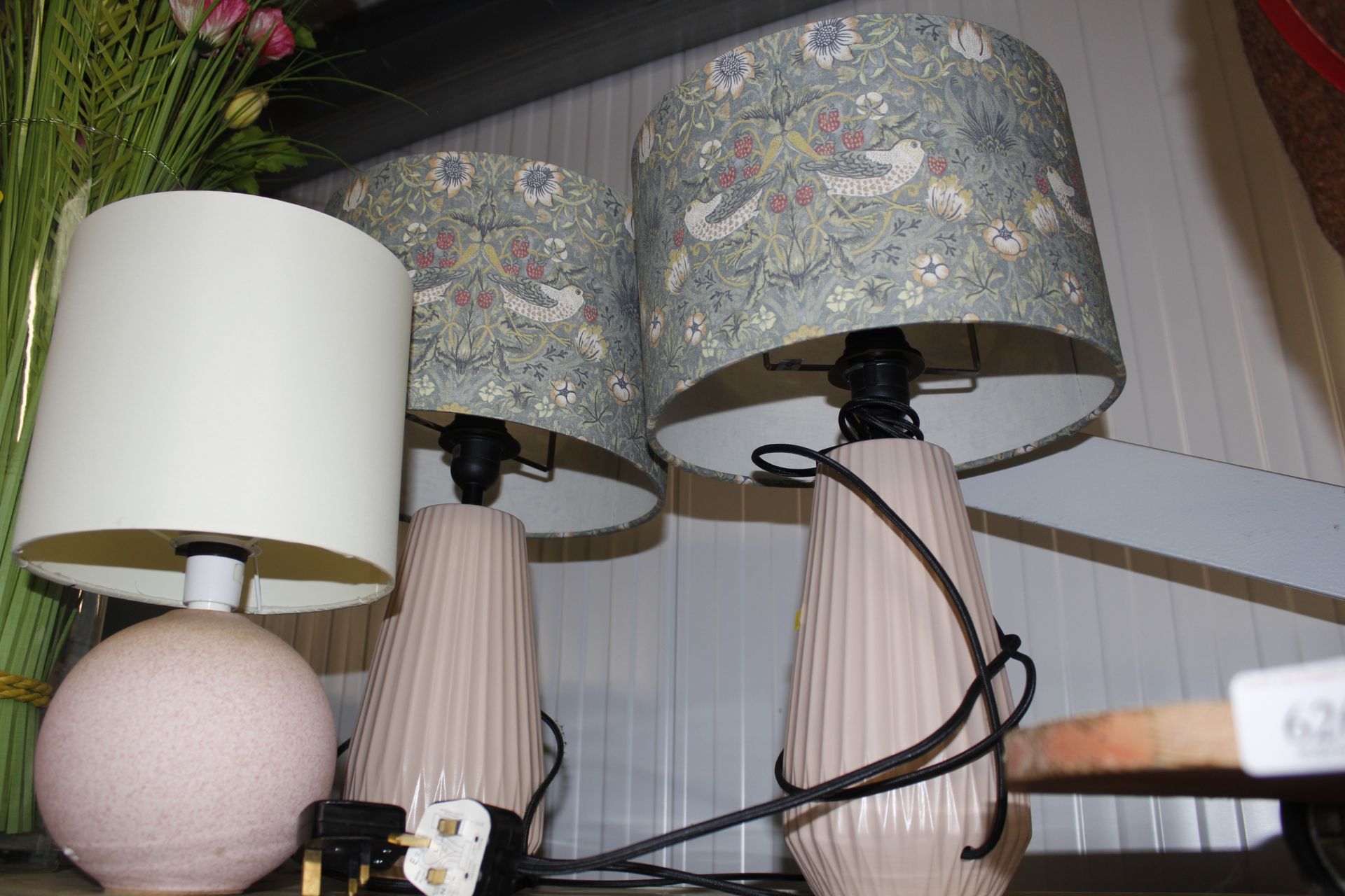 Two pairs of table lamps and shades - Image 2 of 2