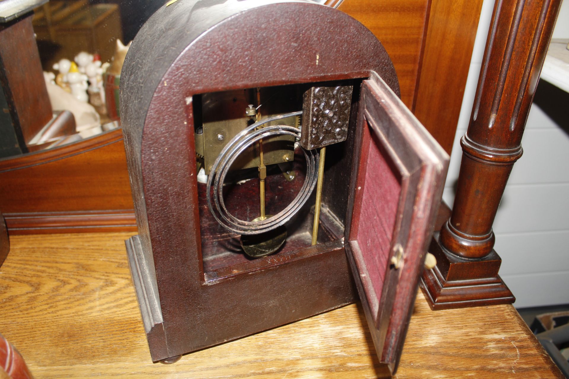 Three two-hole mantel clocks - Image 2 of 3