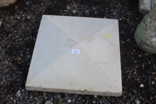 A square coping stone