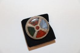 A Victorian Scottish silver and hardstone set broo