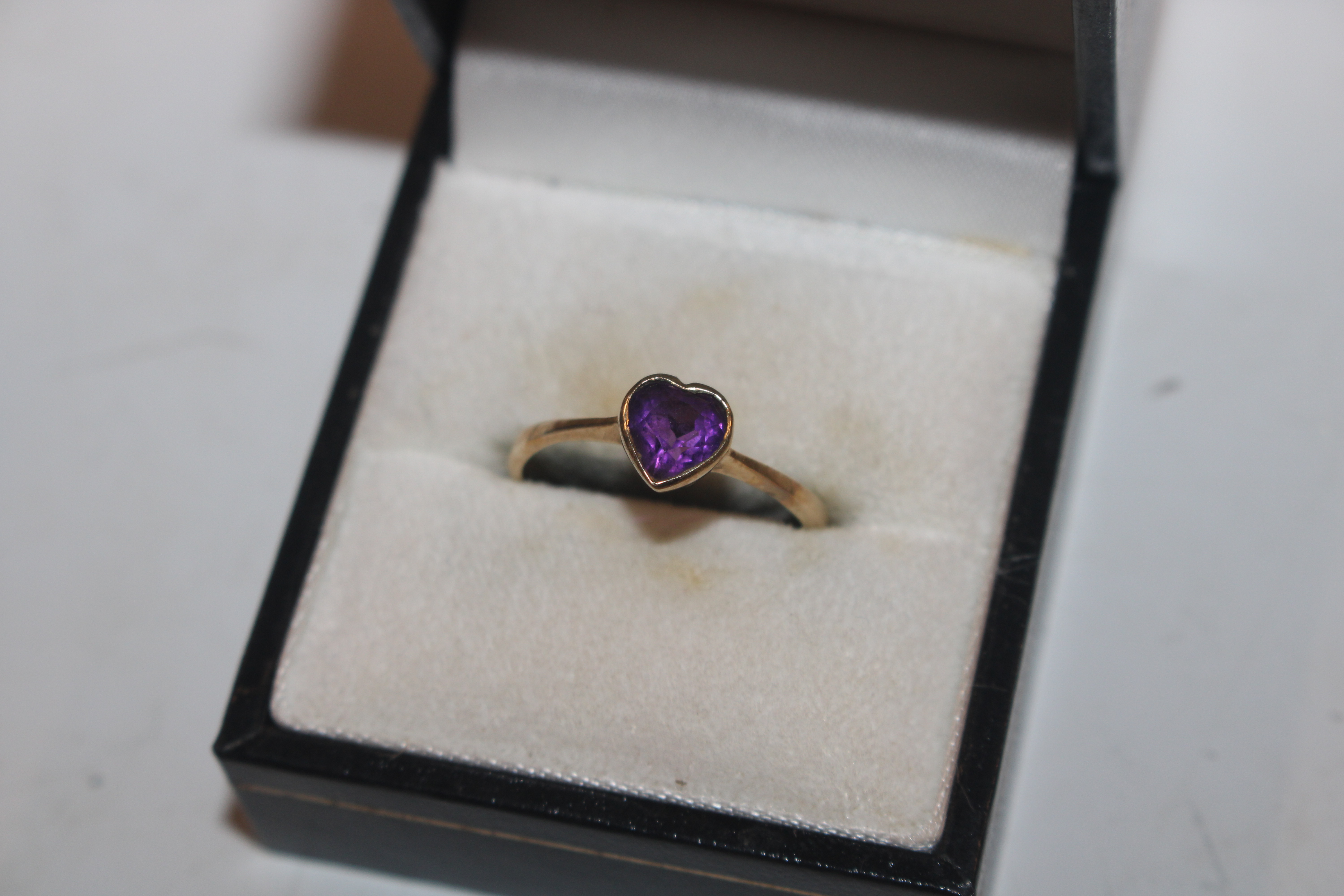 A 9ct gold ring set with heart shaped amethyst coloured stone, ring size P, approx. 1.8gms; a 9ct - Image 6 of 16