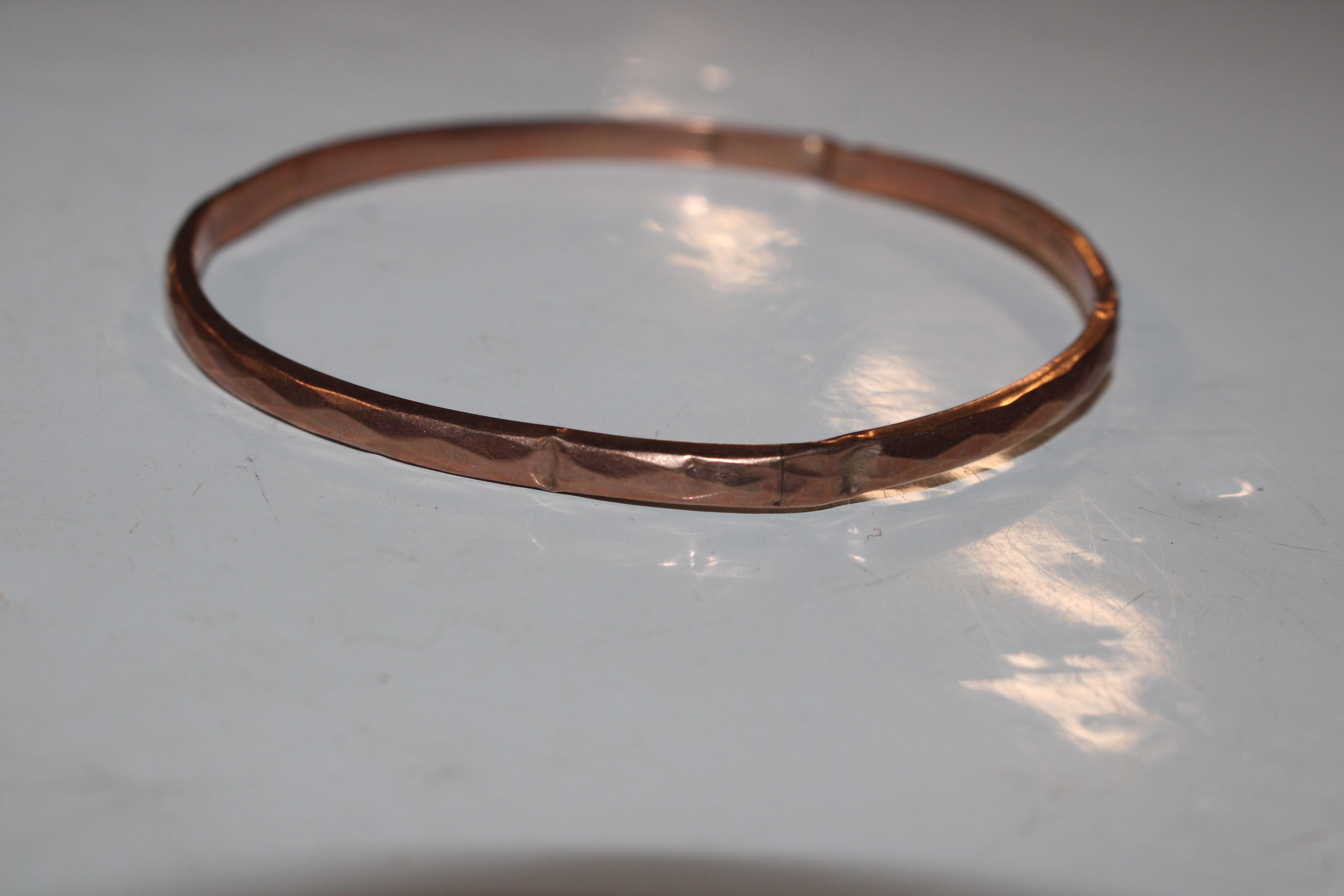 Two 9ct gold bangles AF, approx. 9gms; two 9ct gol - Image 5 of 18