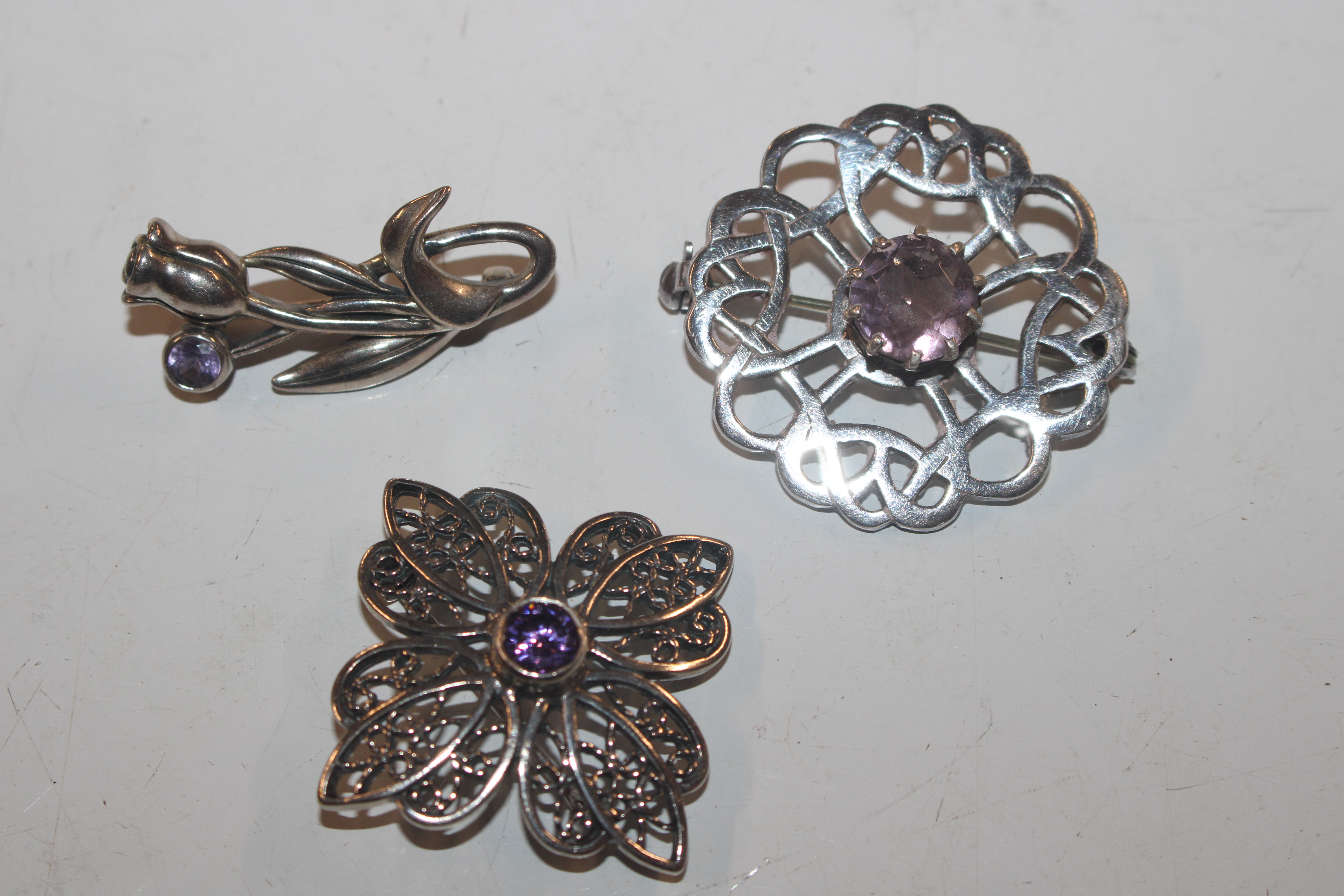 A collection of 925 silver and other brooches to i - Image 2 of 26