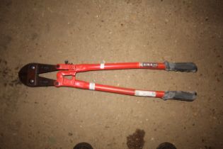 A pair of Dekton 30" bolt cutters (31)