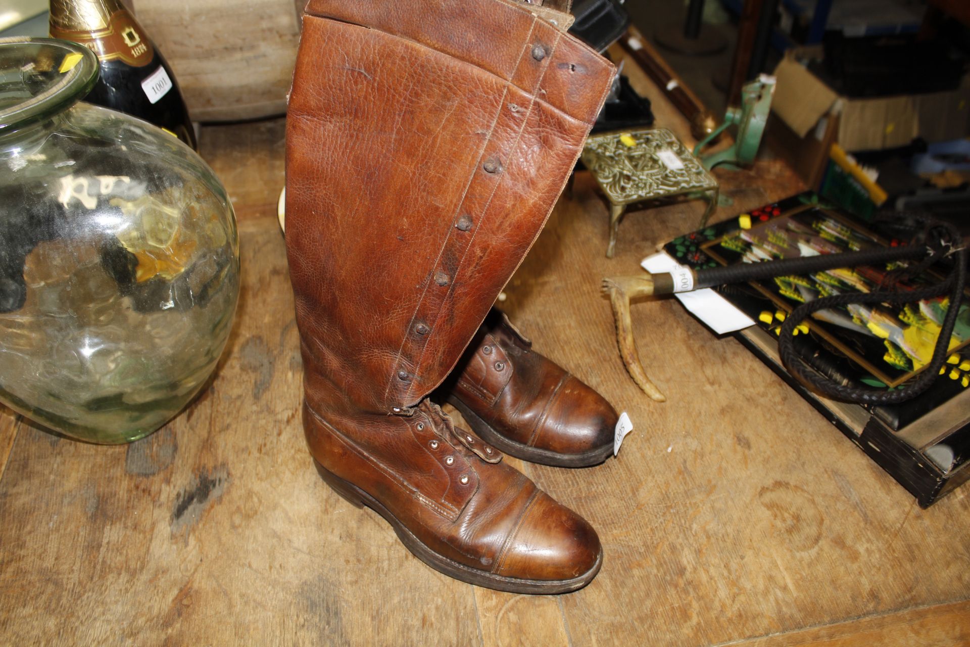 A pair of vintage leather boots - Image 3 of 4