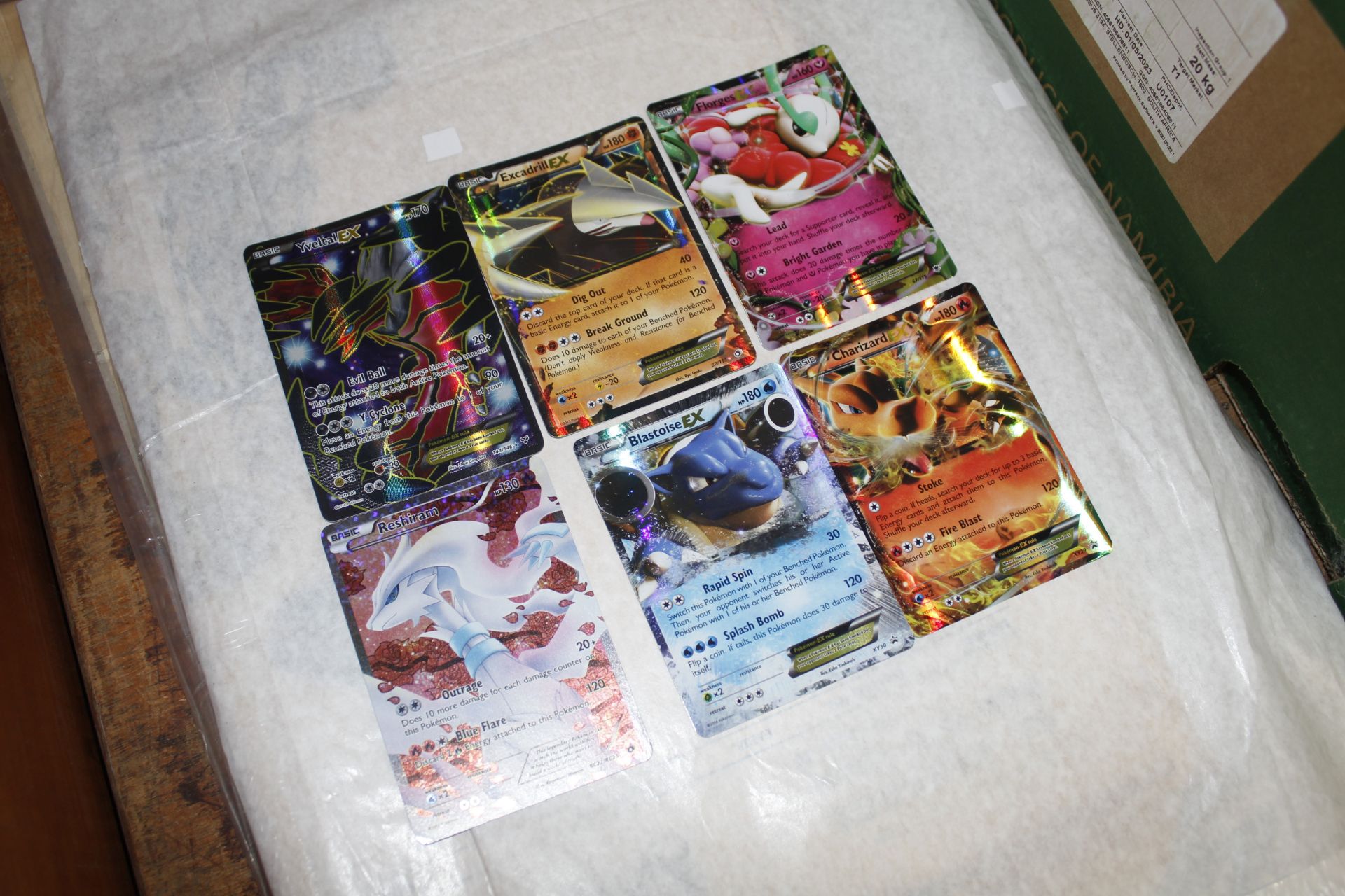 A collection of Pokémon cards and Dr Who items - Image 2 of 7