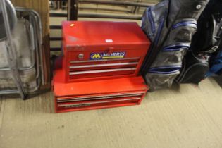 A metal Snap-On three drawer tool chest and conten