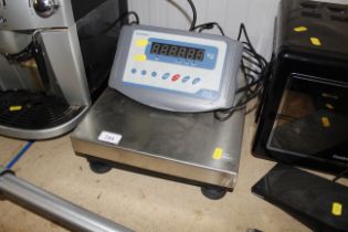 A set of Accurex weighing scales. **This lot is subject to VAT on the hammer price**