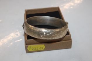 Smith & Ewen Chester 1953, Sterling silver bangle