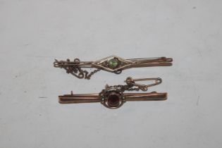 Two 9ct gold bar brooches, approx. total weight 4.