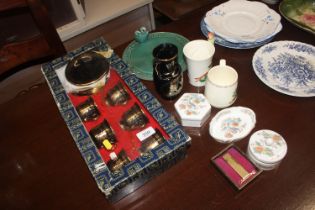 A boxed Greek tea set; a Greek style vase; Wedgwoo