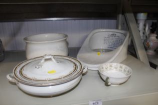 A new slipper bed pan, a chamber pot, tureen, etc.