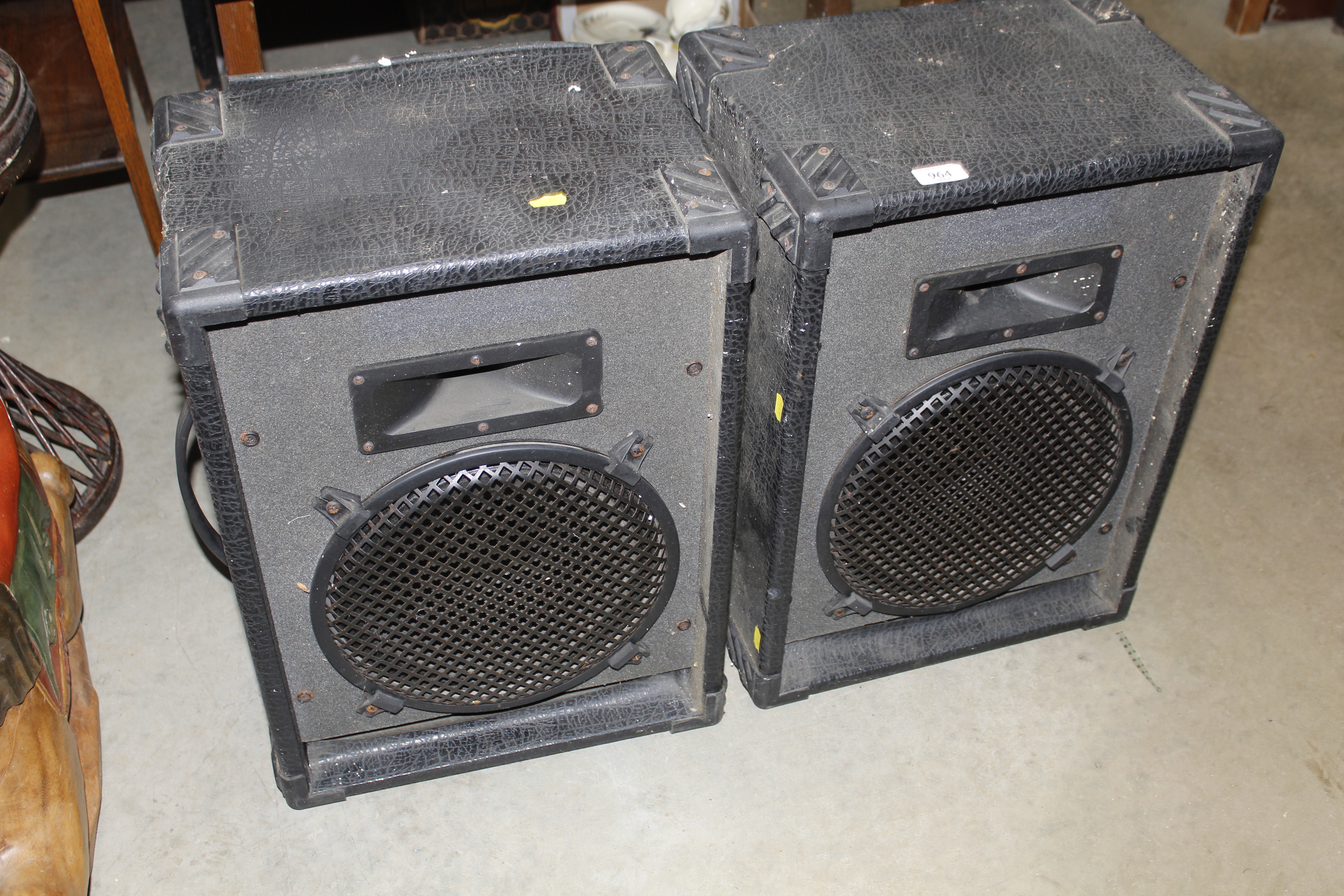 A pair of DJ/PA 500watt speakers
