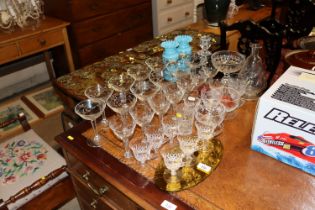 A quantity of various glassware