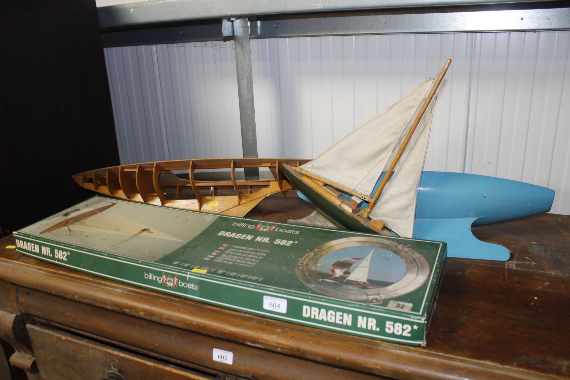 A Billing Boat Dragen NR.582 model sailing yacht i