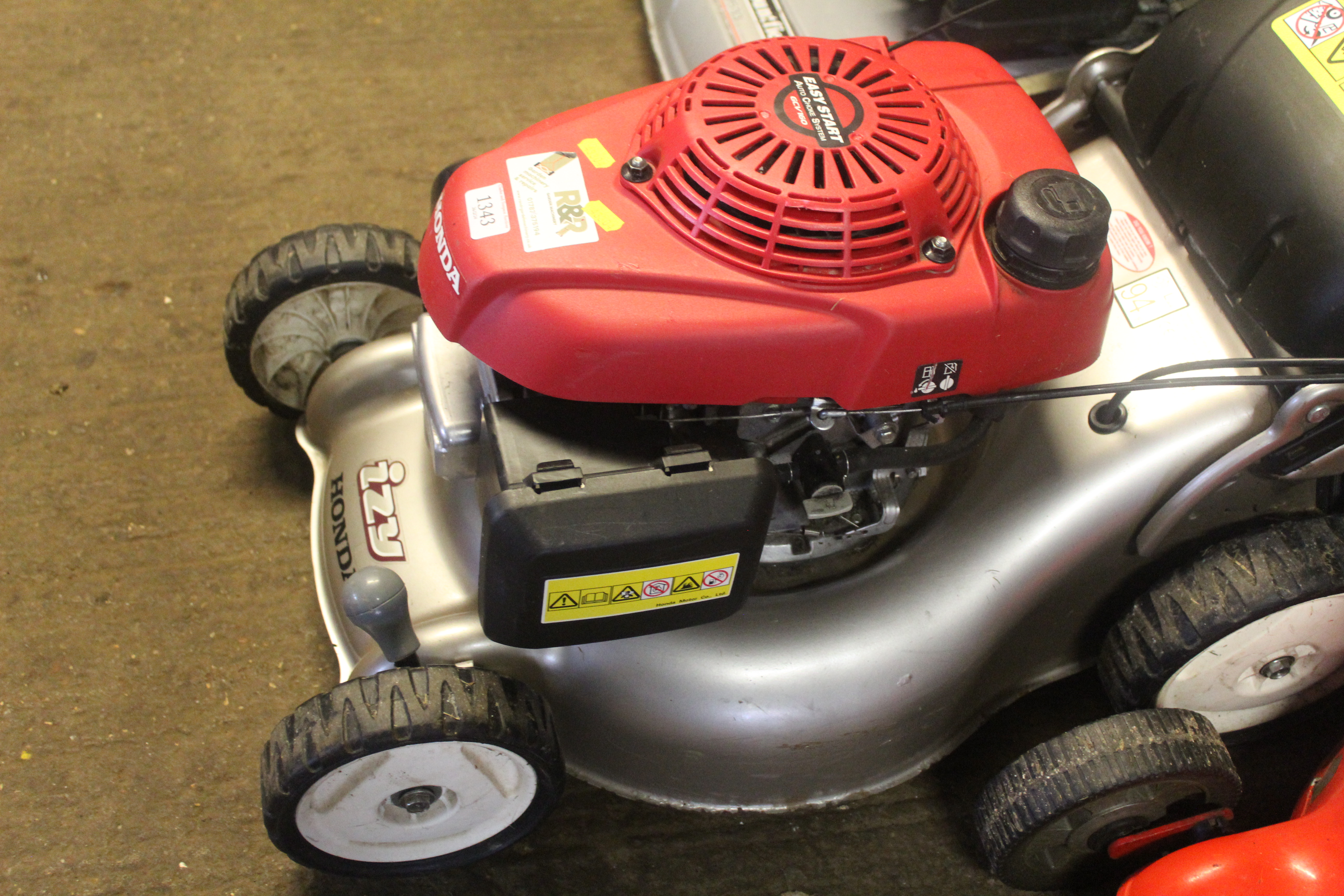 A Honda Izy self-propelled rotary lawn mower with - Bild 3 aus 4