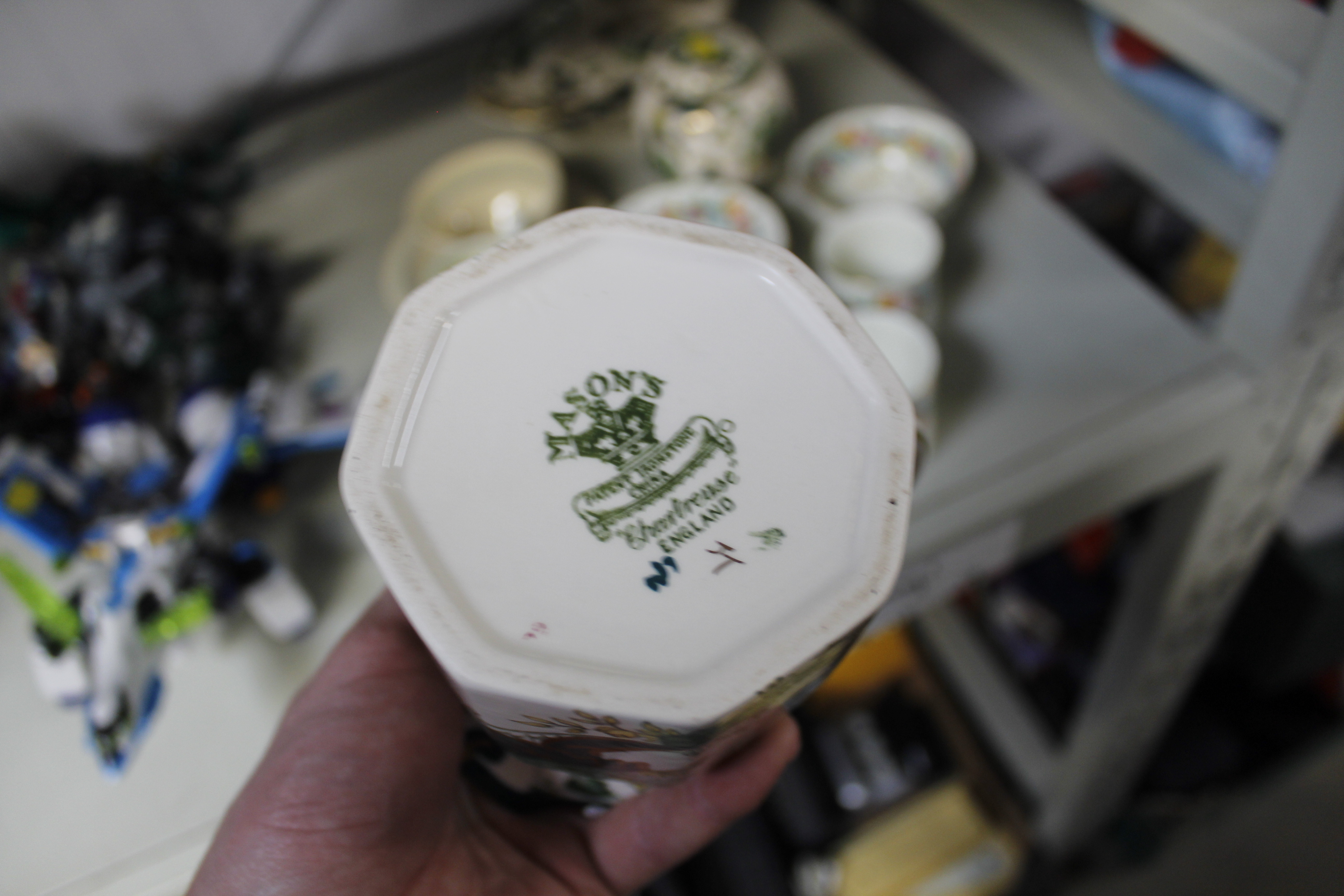 A small quantity of Royal Doulton tea ware, Masons - Image 3 of 3