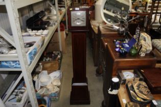 A Perivale three hole granddaughter clock with key