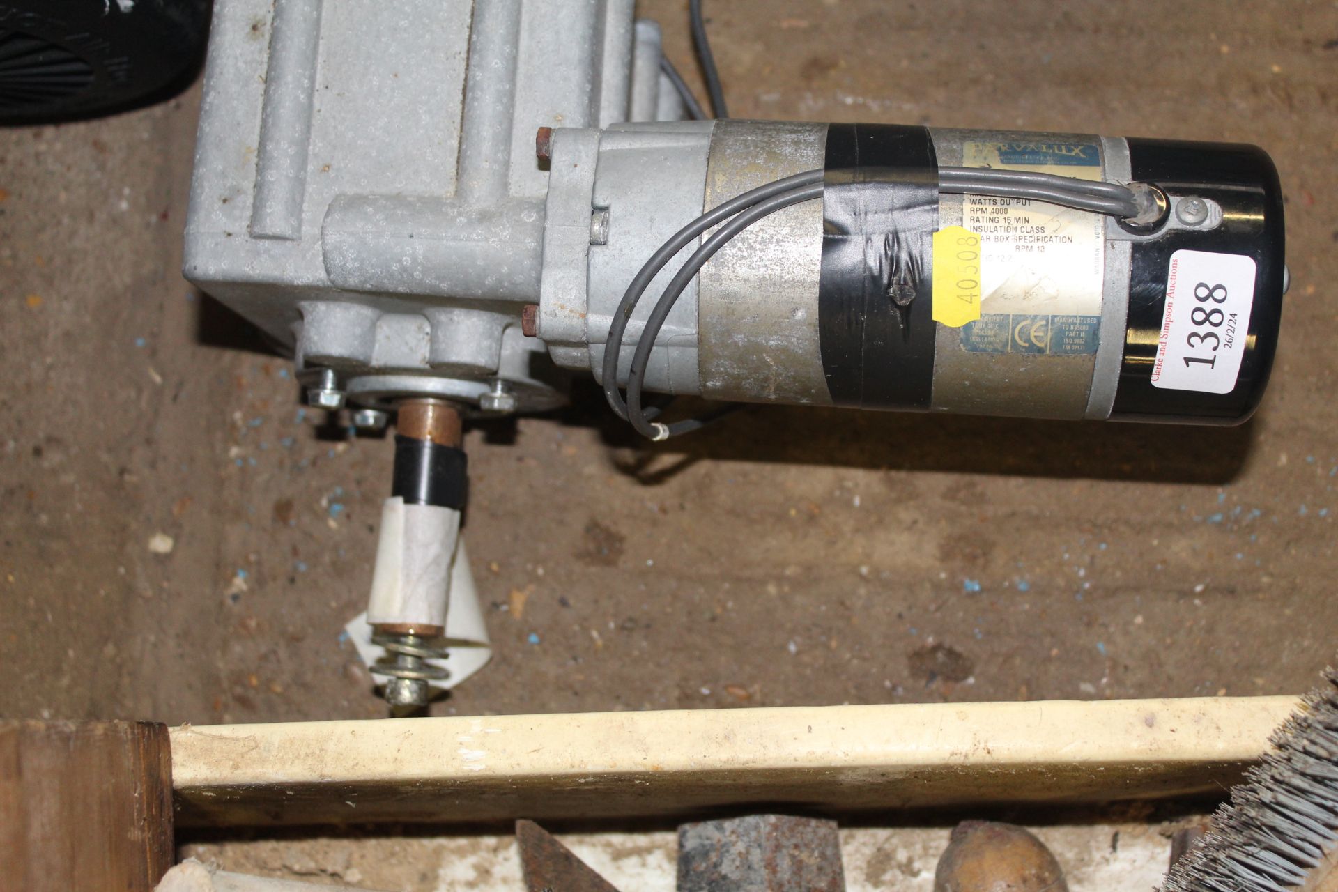 A Parvalux heavy duty reduction gearbox with integ - Image 2 of 2