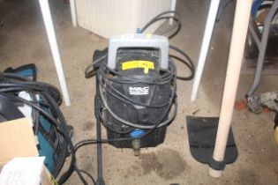 A MacAllister MHPC100-P pressure washer with lance