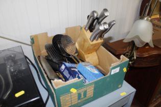 A small quantity of kitchen items to include knive