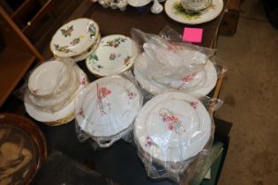 A quantity of Spode dinnerware and a quantity of A