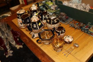 A quantity of Gaudy Welsh pottery