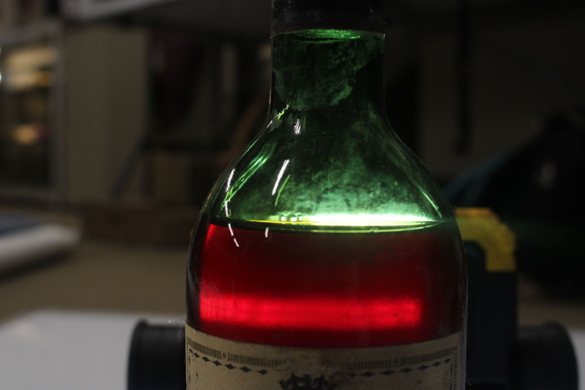 A bottle of Chateau Talbot 1959 - Image 5 of 9