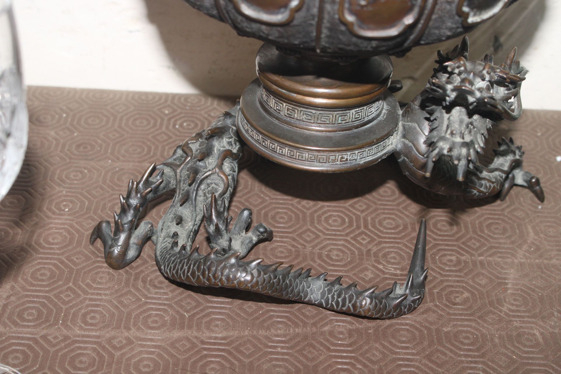 A Japanese bronze Koro - Image 10 of 13