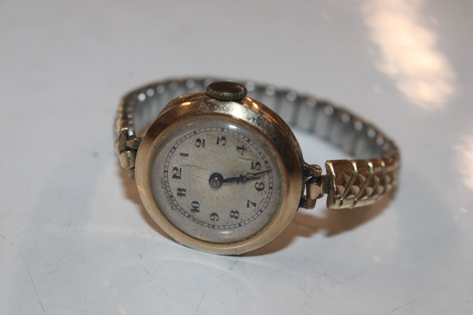 Three 9ct gold cased wrist watches - Image 10 of 12