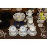 A quantity of Coalport tea and dinnerware