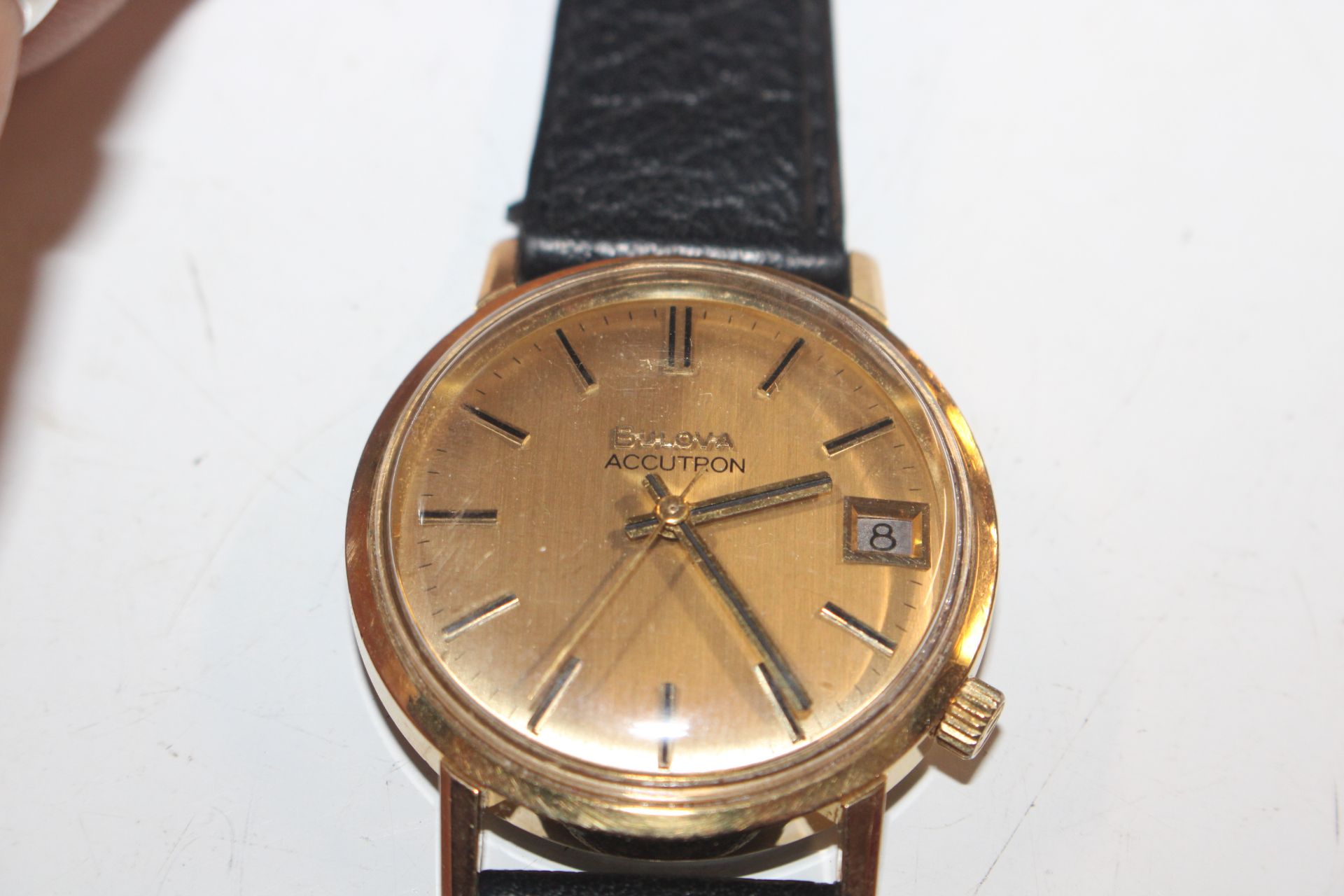 A Bulova Accutron wrist watch numbered to the reverse 1-947724 - Image 2 of 4