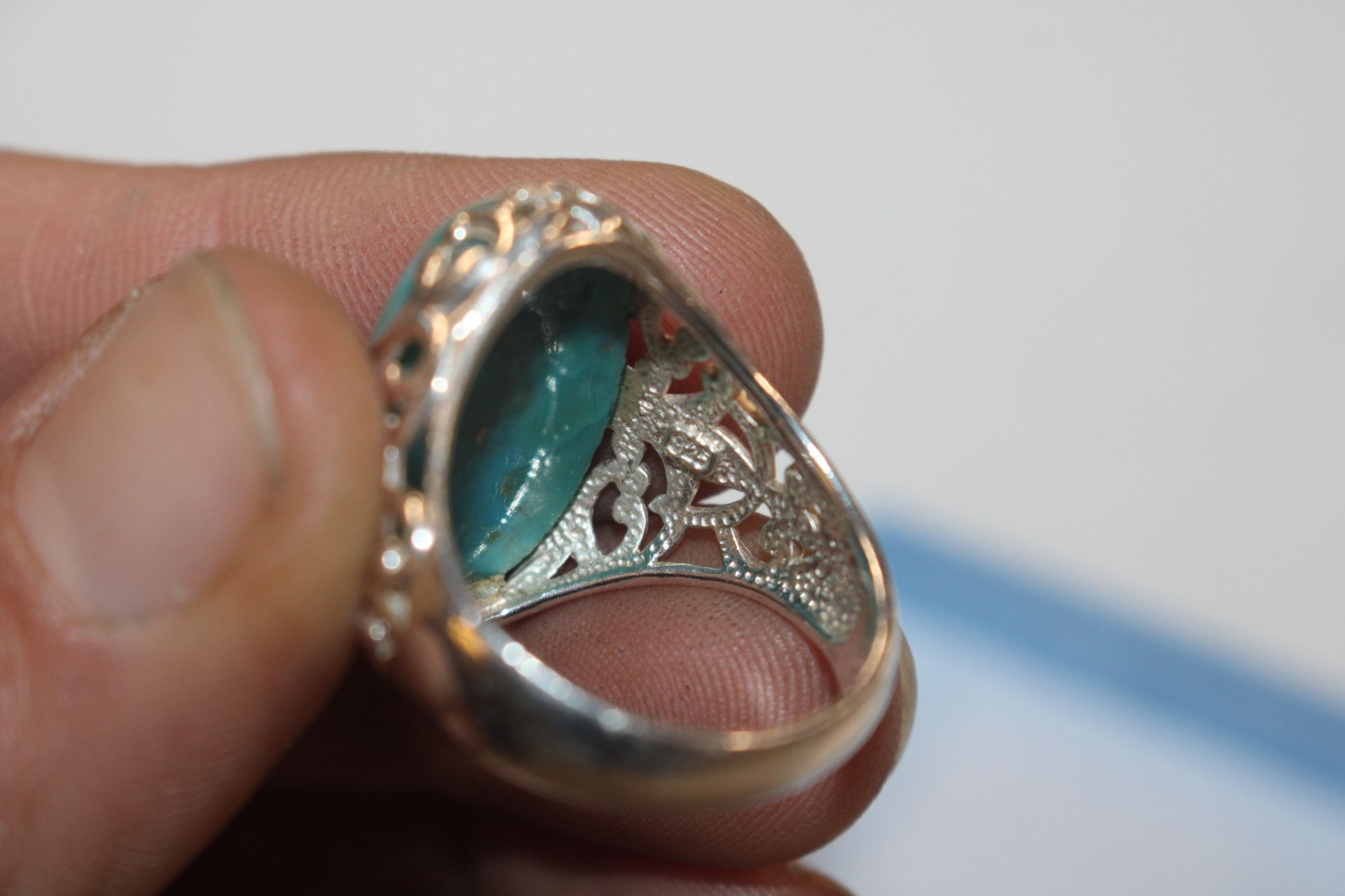 A large Sterling silver and turquoise dress ring, - Image 5 of 5