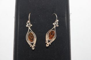 A pair of 925 silver and amber ear-rings