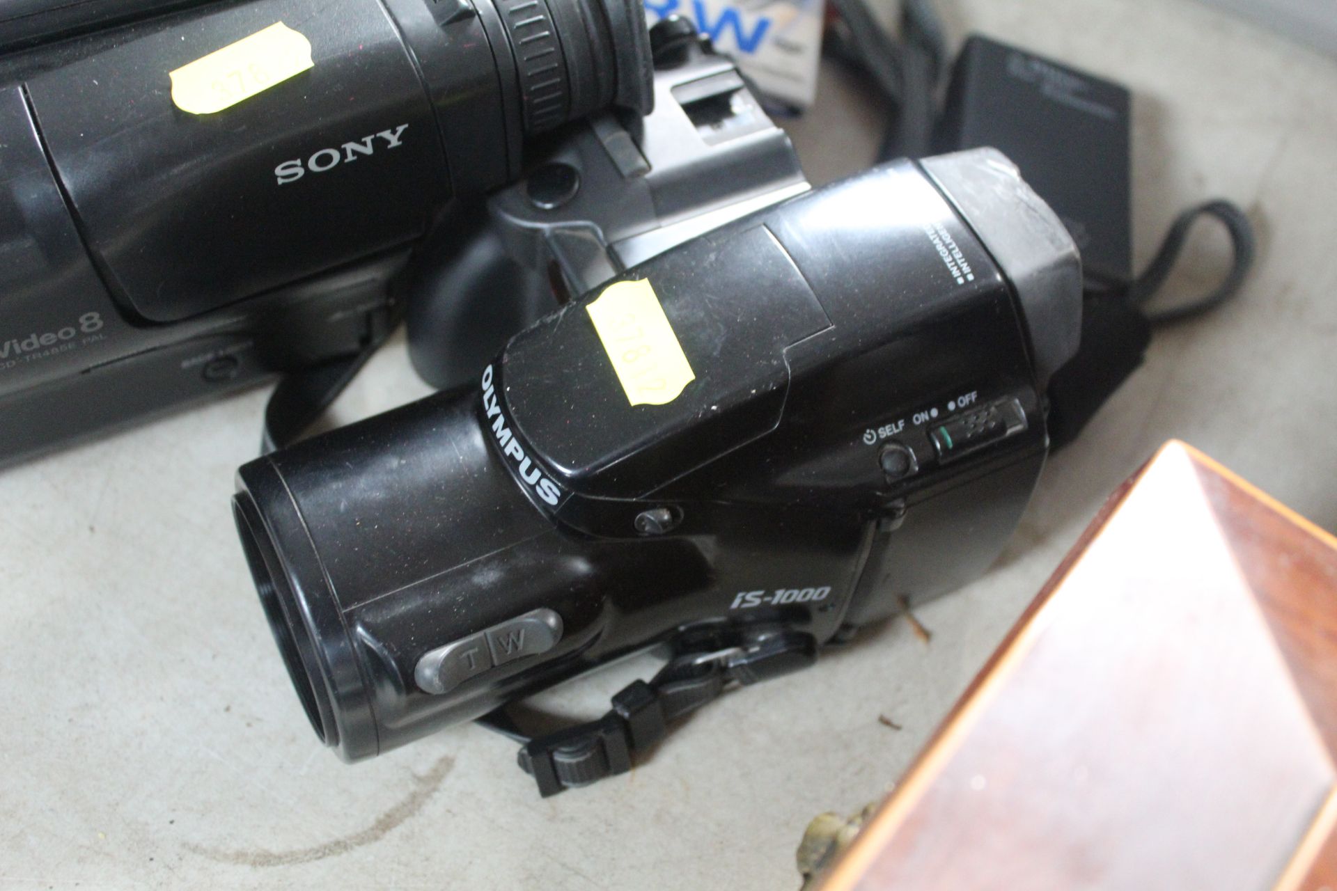 Three various camcorders and accessories - Image 2 of 4