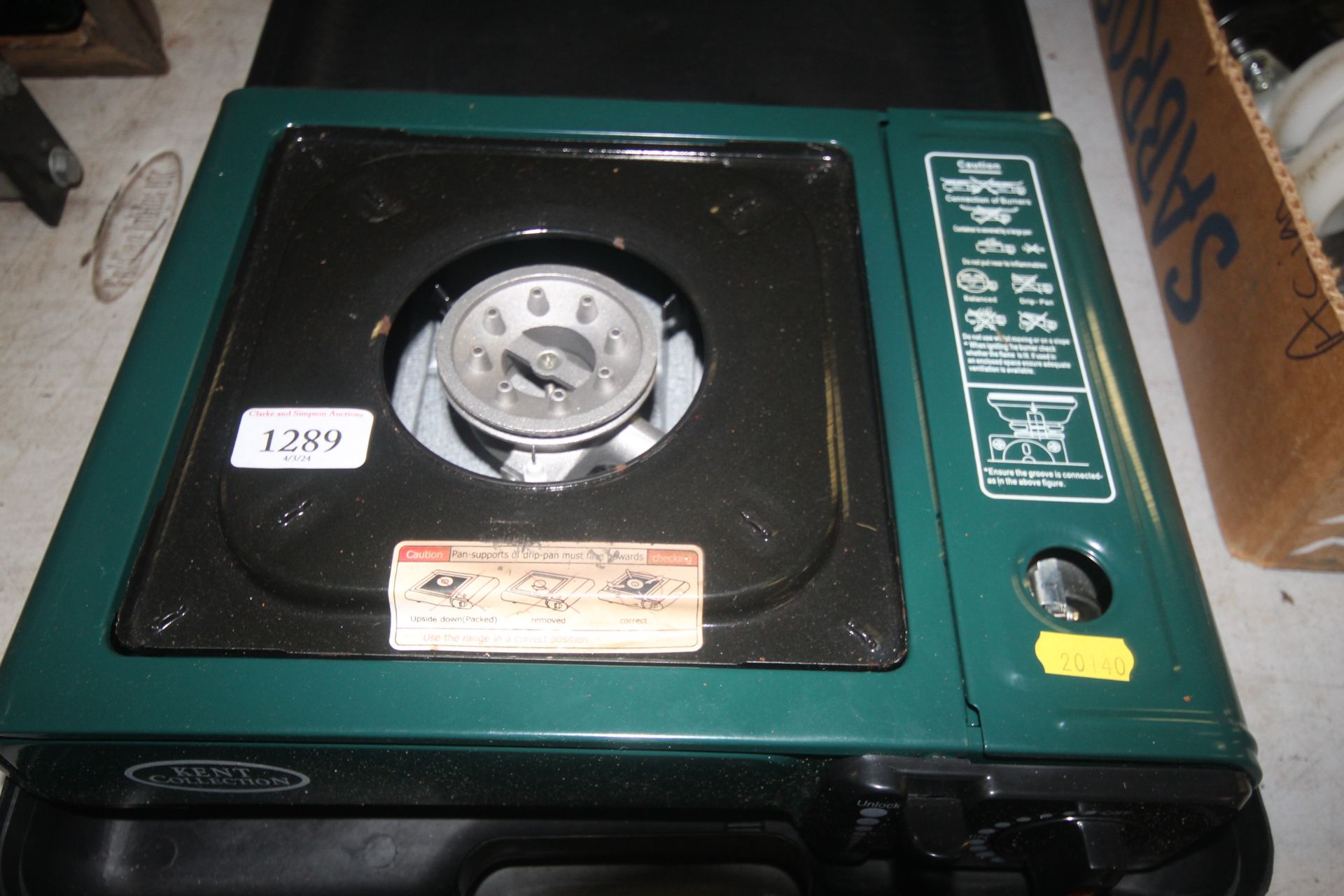 A Kent Collection portable gas range in fitted plastic case - Image 2 of 2