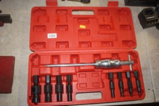 An inner bearing puller set in fitted plastic case