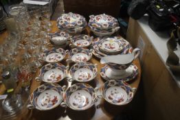 A quantity of Spode 'Imari' patterned dinnerware