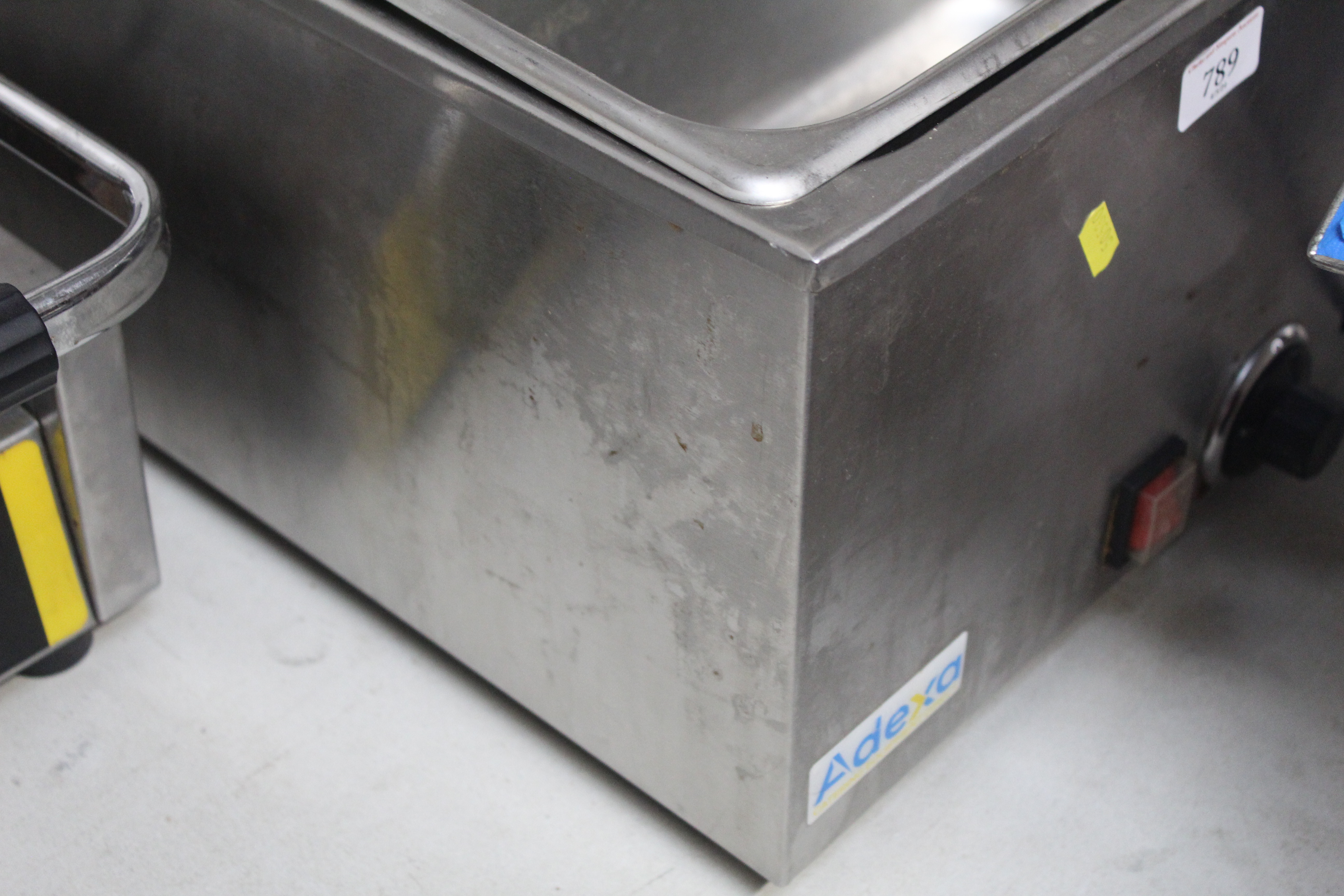 An Adexa three part food warmer - this lot is subject to VAT on the hammer - Image 2 of 2