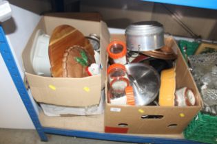 Two boxes of miscellaneous kitchenalia