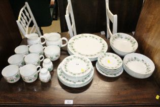 A quantity of Royal Doulton "Expressions" pattern